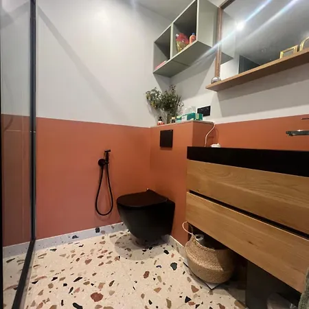 45m2 - à 1 Min Rer A Et 5 Min Metro Bérault